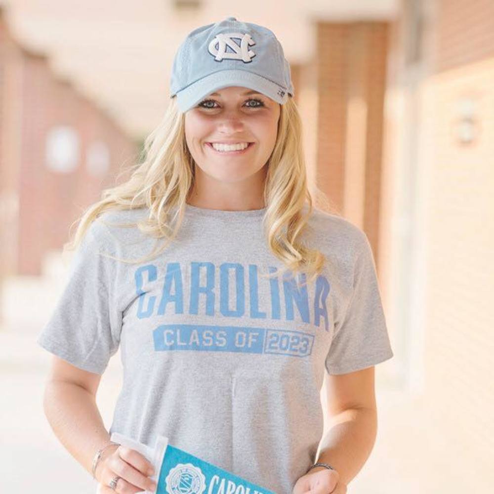 Meet your Posher, Cayce